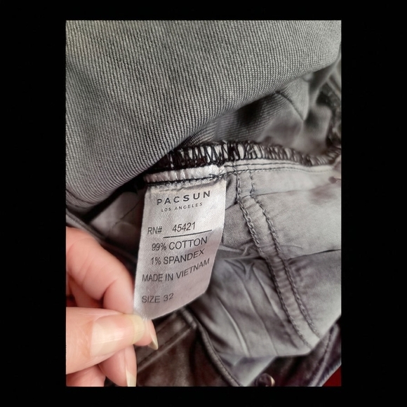 PacSun Gray Distressed Men's Shorts - Picture 3 of 5